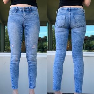 Mossimo Low Rise Acid Wash Jeans Size 24